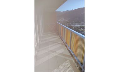 Se arrienda departamento torre del sol