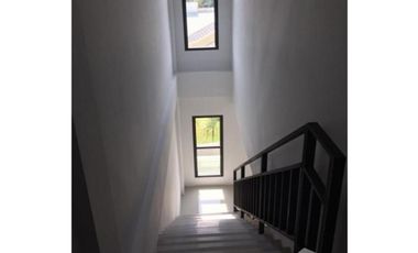2 Bedroom Townhouse for sale at Fifth Avenue Meechoke