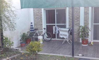 Casa en venta - 3 Dormitorios 2 Baños - Paraná