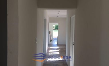 Casa en Venta en la Primavera Golf, Lujan