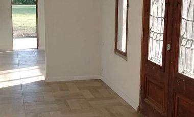 Casa en Venta en la Primavera Golf, Lujan