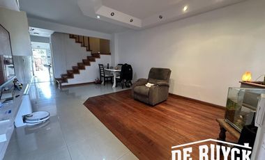 Triplex en Venta en Quilmes Oeste