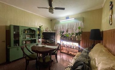 Casa en  VENTA 3 dormitorios, Villa Gobernador Galvez
