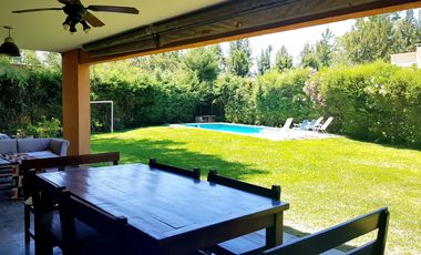 San Isidro Labrador | Venta | Casa de 3 dorm y dependencia