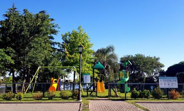San Isidro Labrador | Venta | Casa de 3 dorm y dependencia