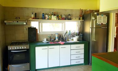 San Isidro Labrador | Venta | Casa de 3 dorm y dependencia