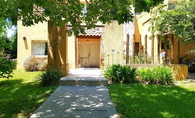 San Isidro Labrador | Venta | Casa de 3 dorm y dependencia