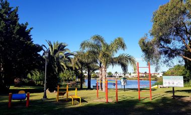 San Isidro Labrador | Venta | Casa de 3 dorm y dependencia