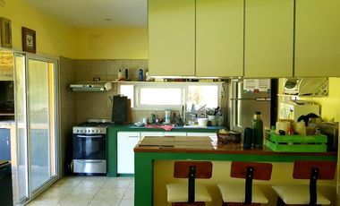 San Isidro Labrador | Venta | Casa de 3 dorm y dependencia