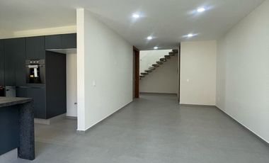 CASA EN VENTA EN COTO BOSQUETTO