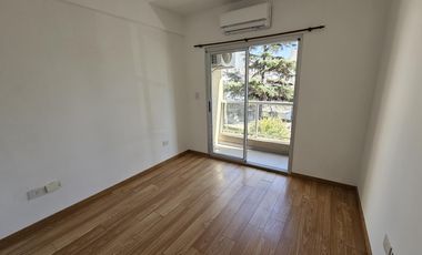 Depto 2 Amb. C/Balcón Excelente  Estado  en Ramos Mejia