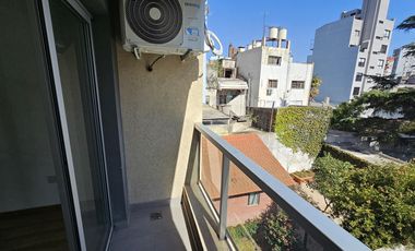 Depto 2 Amb. C/Balcón Excelente  Estado  en Ramos Mejia