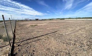 TERRENO 9000m2 PARQUE INDUSTRIAL CENTENARIO FRENTE AUTODROMO