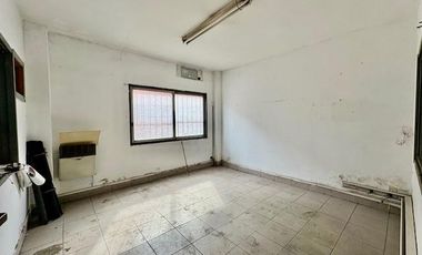 Depósito en  Munro