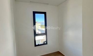Casa en Alquiler Araucarias con 4 habitaciones en Puertos del Lagos