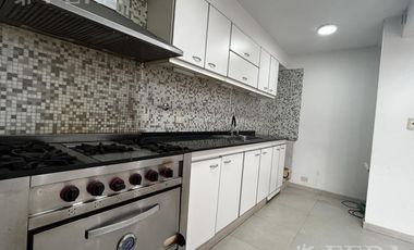 Casa de 6 ambientes con piscina y cochera en Don Bosco