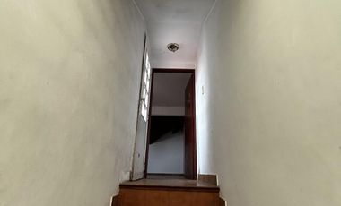 Casa de 6 ambientes con piscina y cochera en Don Bosco