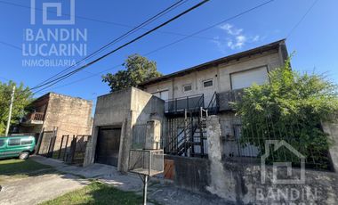 Casa en Berazategui en Venta de 5 ambientes. Apta credito.