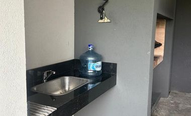 Casa en alquiler con muebles,  Los Lagos, Nordelta