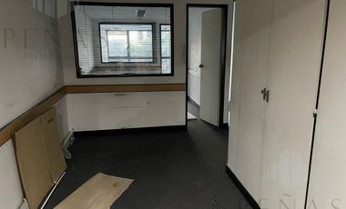 Oficina  impecable  de 120 m2 Edificio Corporativo AAA  en Monserrat - 1 cocheras