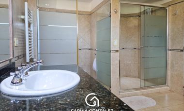 ALQUILER CASA 3 DORMITORIOS UNO CON BAÑO EN SUITE-CENTENARIO