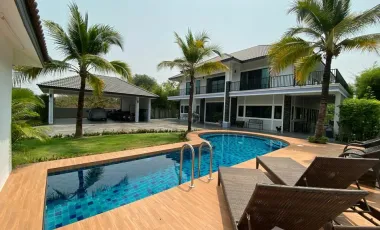 5 Bedroom Villa for sale in San Sai Luang, Chiang Mai