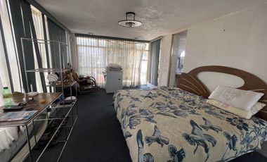 CASA EN VENTA MUY AMPLIA E ILUMINADA