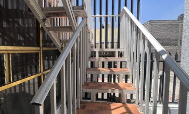 CASA EN VENTA MUY AMPLIA E ILUMINADA