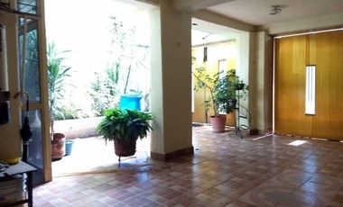 CASA EN VENTA MUY AMPLIA E ILUMINADA