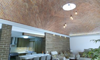 Casa de Campo en venta en Frac Privado salida León Lagos