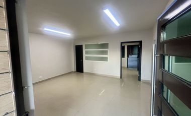 VENTA O RENTA DE BODEGA EN OTAY, EXCELENTE UBICACIÓN