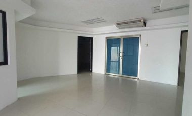 OFICINAS EN RENTA EN COL. LIMONAR EN CD. DEL CARMEN
