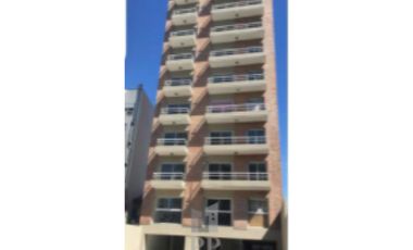 DEPTO DE 2 AMBIENTES EN CENTRO DE MORON