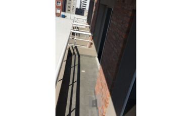 DEPTO DE 2 AMBIENTES EN CENTRO DE MORON