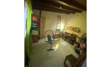 Morón centro casa 6 ambientes