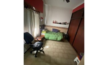 Morón centro casa 6 ambientes