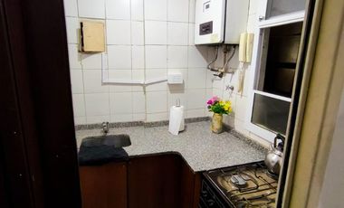 Depto 1 ambiente y medio    todo a nuevo oportunidad !!!! cocina separada-APTO CREDITO