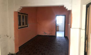 Venta de casa de 2 dormitorios en Bermudez.