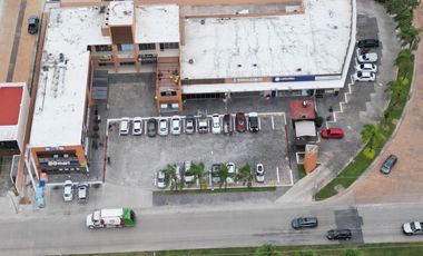 Local Comercial en Renta Av Huayacan Cancún