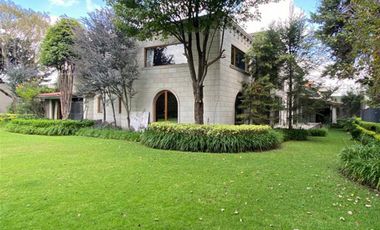 VENTA/RENTA DE CASA EN FRACCIONAMIENTO CLUB DE GOLF SAN CARLOS METEPEC