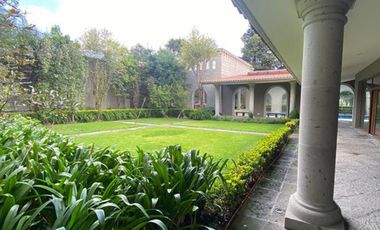 VENTA/RENTA DE CASA EN FRACCIONAMIENTO CLUB DE GOLF SAN CARLOS METEPEC