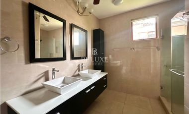 VENTA DE CASA  EN CLAYTON , SENDEROS (15)