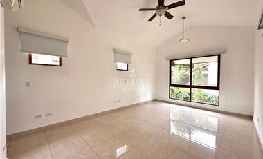 VENTA DE CASA  EN CLAYTON , SENDEROS (15)