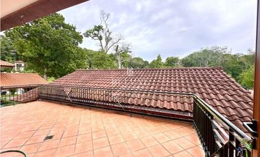 VENTA DE CASA  EN CLAYTON , SENDEROS (15)