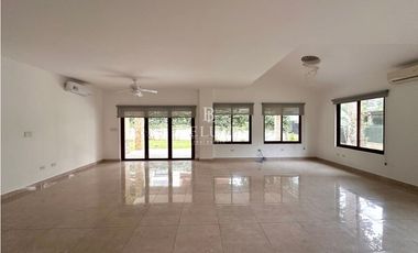 VENTA DE CASA  EN CLAYTON , SENDEROS (15)