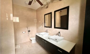 VENTA DE CASA  EN CLAYTON , SENDEROS (15)