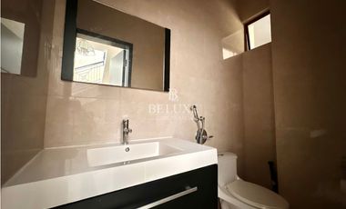 VENTA DE CASA  EN CLAYTON , SENDEROS (15)
