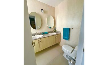 VENDO PH SEVILLA EN COSTA DEL ESTE