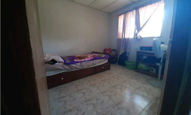 VENDO CASA EN ARRAIJAN VALLE HERMOSO AVENIDA PALMA REAL