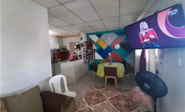 VENDO CASA EN ARRAIJAN VALLE HERMOSO AVENIDA PALMA REAL